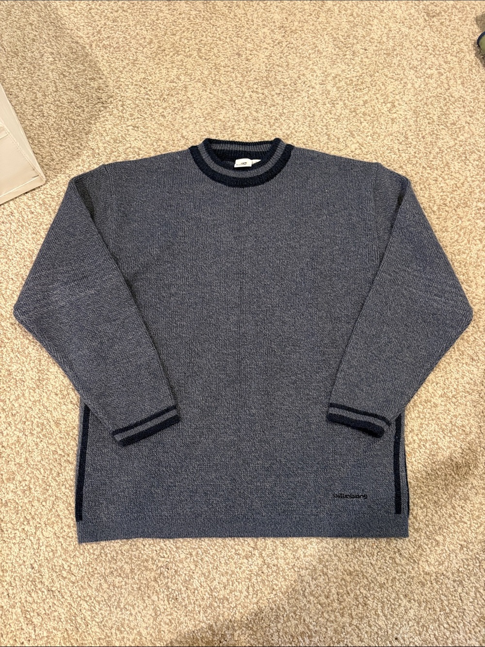 Vintage Billabong Men's Navy Heather Crewneck Sweater with Contrast Trim